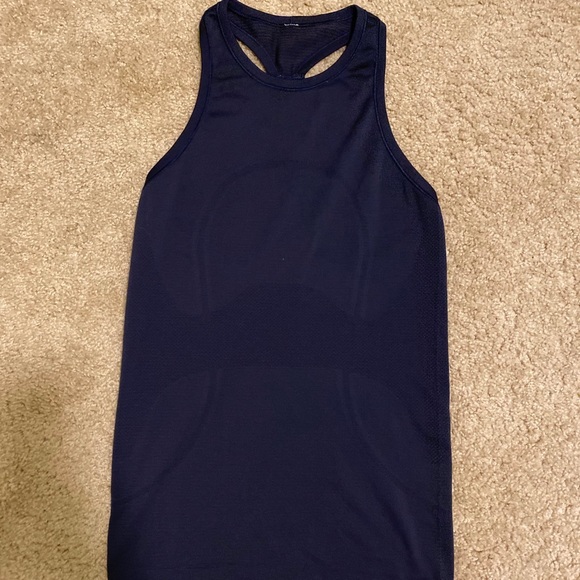 Lululemon Tank - Picture 3 of 4